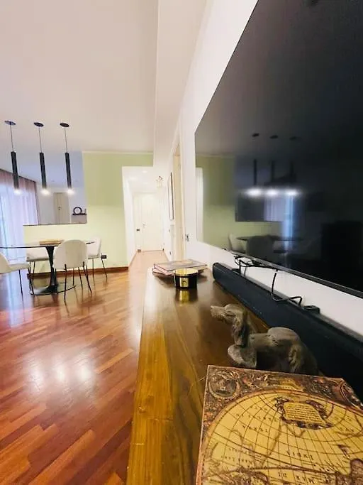 Re Gallo Luxury Apartment Plebiscito In Via Chiaia Naples