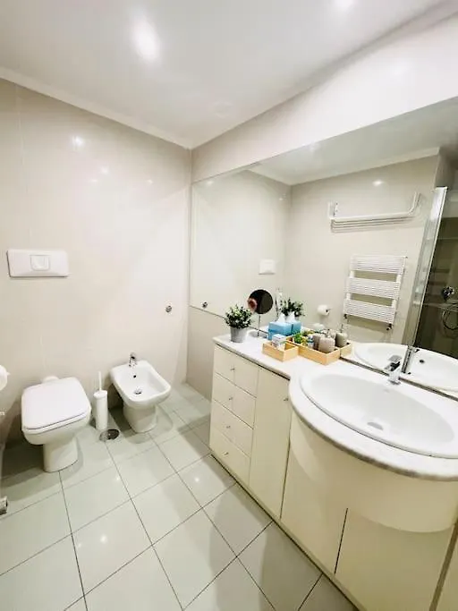 Re Gallo Luxury Apartment Plebiscito In Via Chiaia Naples