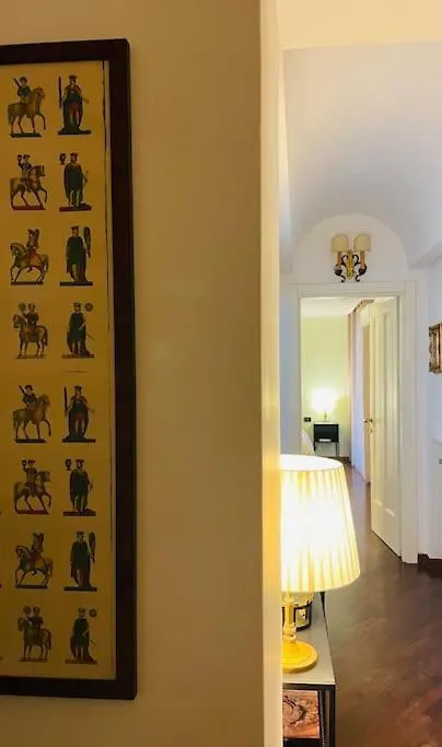 Re Gallo Luxury Apartment Plebiscito In Via Chiaia Naples 0*,  Italy